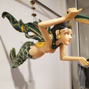 ANTIQUE BALI WOOD FIGURINE "GODDESS OF LOVE & BEAUTY